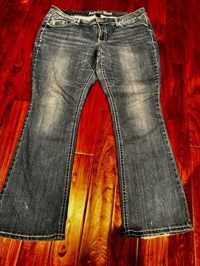 Antique Rivet Flare Wide Leg embroidered  Pocket Jeans
